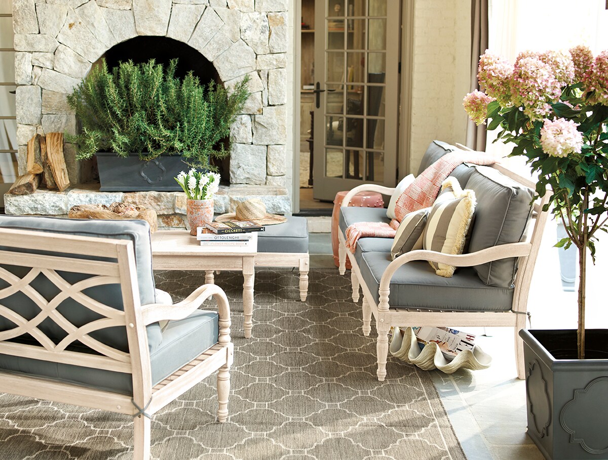 Simmons Editor Bonded Leather Sectional Sofa In Wheat Baci Living Room