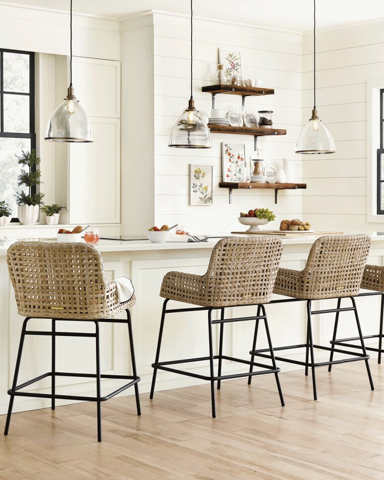 How to Choose the Right Counter Stool Height for Your Kitchen