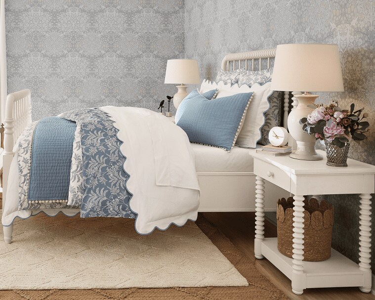 How to Mix and Match Patterned Bedding How to Decorate
