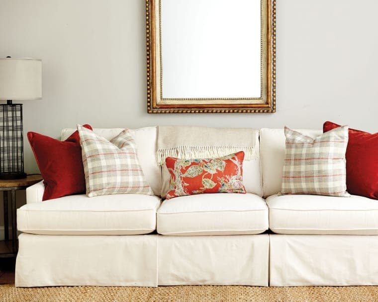 Guide to Choosing Throw Pillows How to Decorate