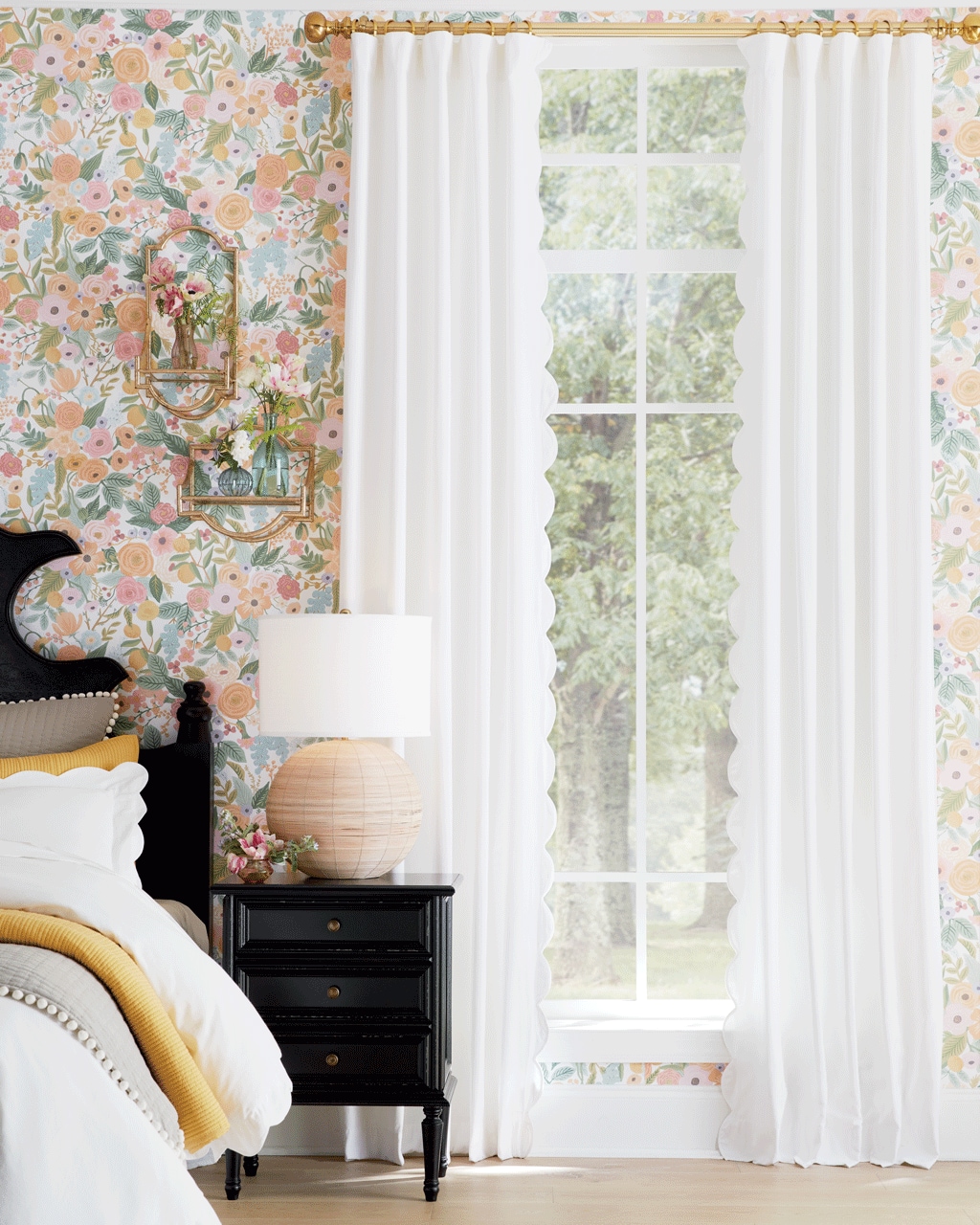 Curtain clips for drapery