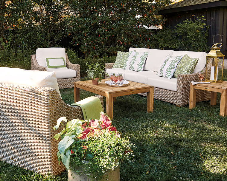 Outdoor Furniture 15 Ways to Arrange Your Porch