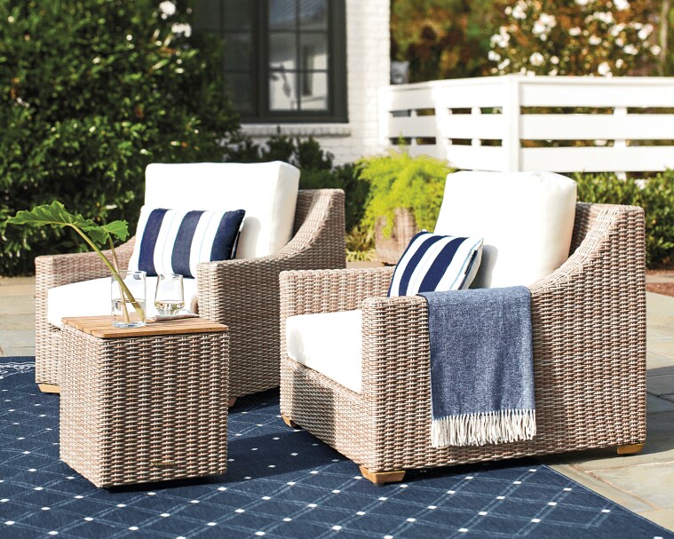 Outdoor Furniture 15 Ways to Arrange Your Porch