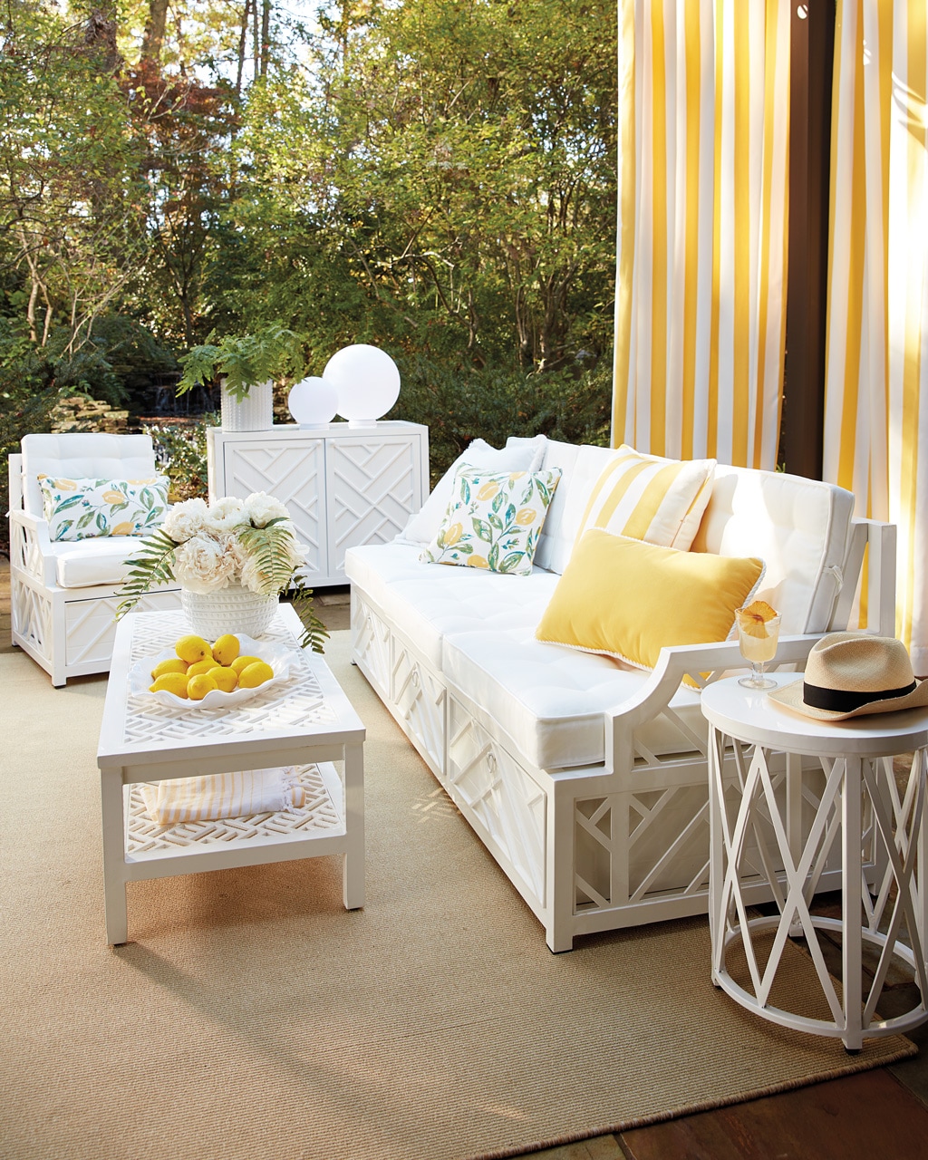 15 Foolproof Ways to Arrange Outdoor Furniture in Any Space
