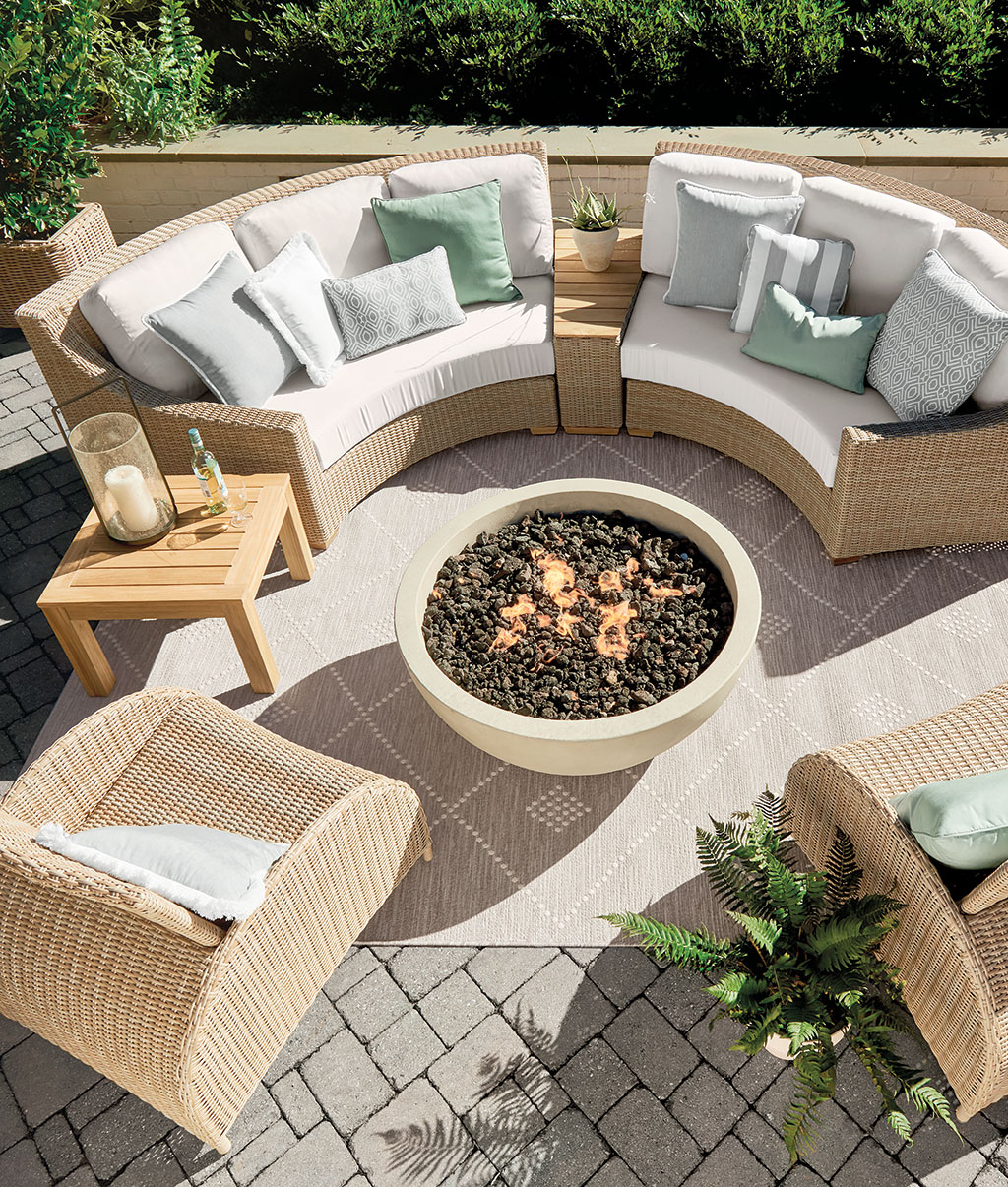 6 Rugs to Style Your Small Outdoor Space