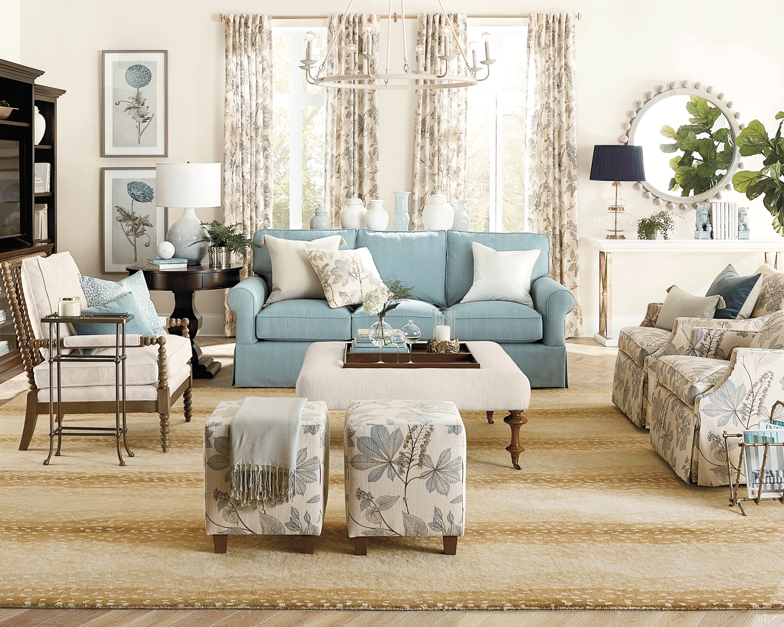 Sofa + 3 Chairs + 2 Cubes living room layout