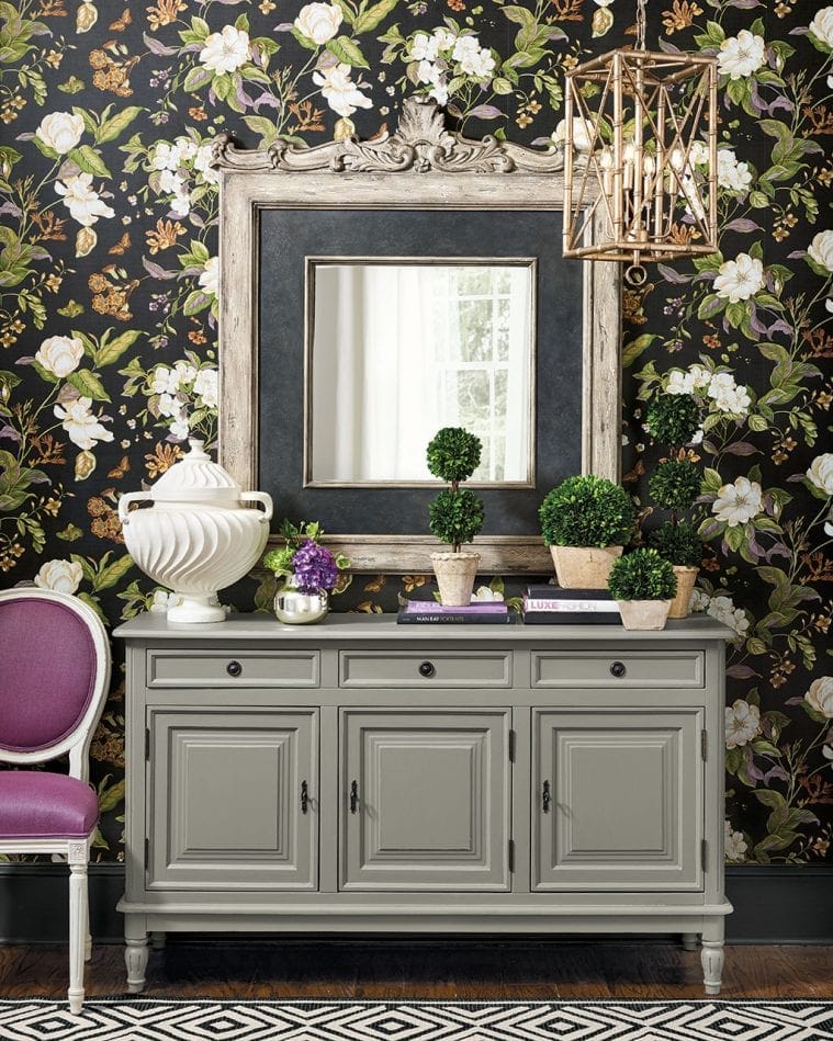 Dress Up Your Topiary for the Holidays How to Decorate