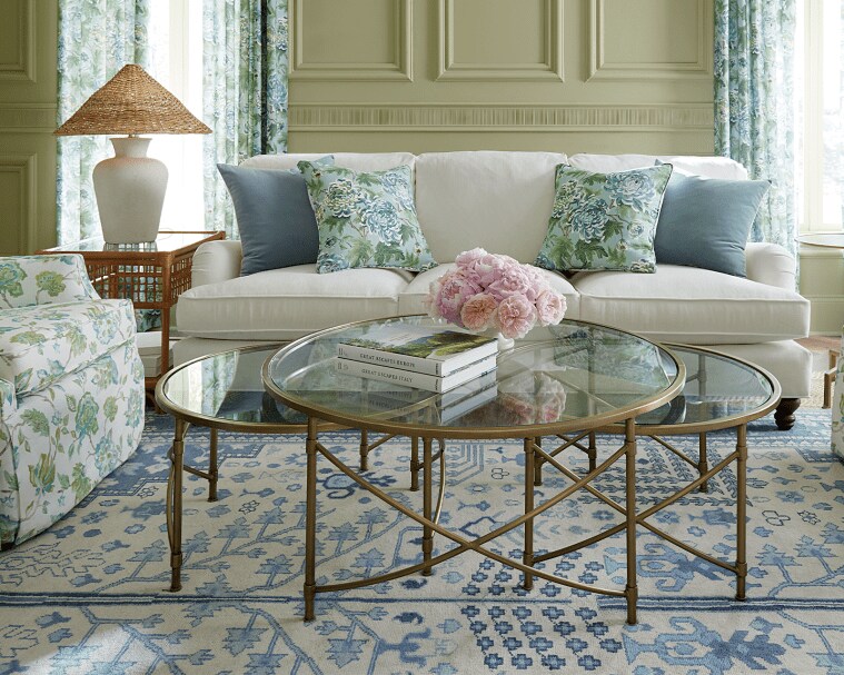 Neutral Living Room: How to Add Color to Your Space